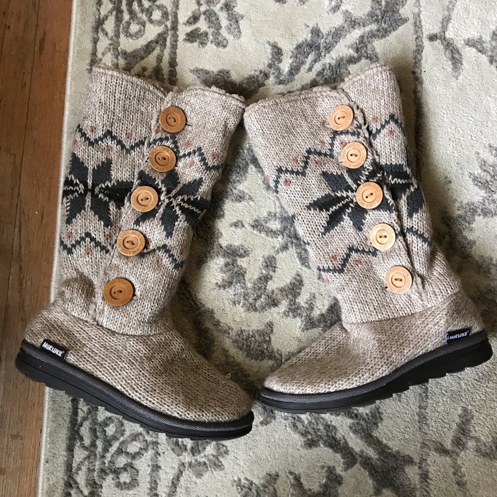 Mum Luks Sweater Boot